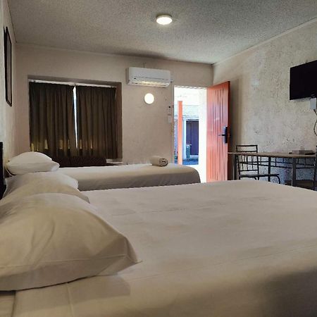 Kings Court Motor Lodge Hamilton Esterno foto