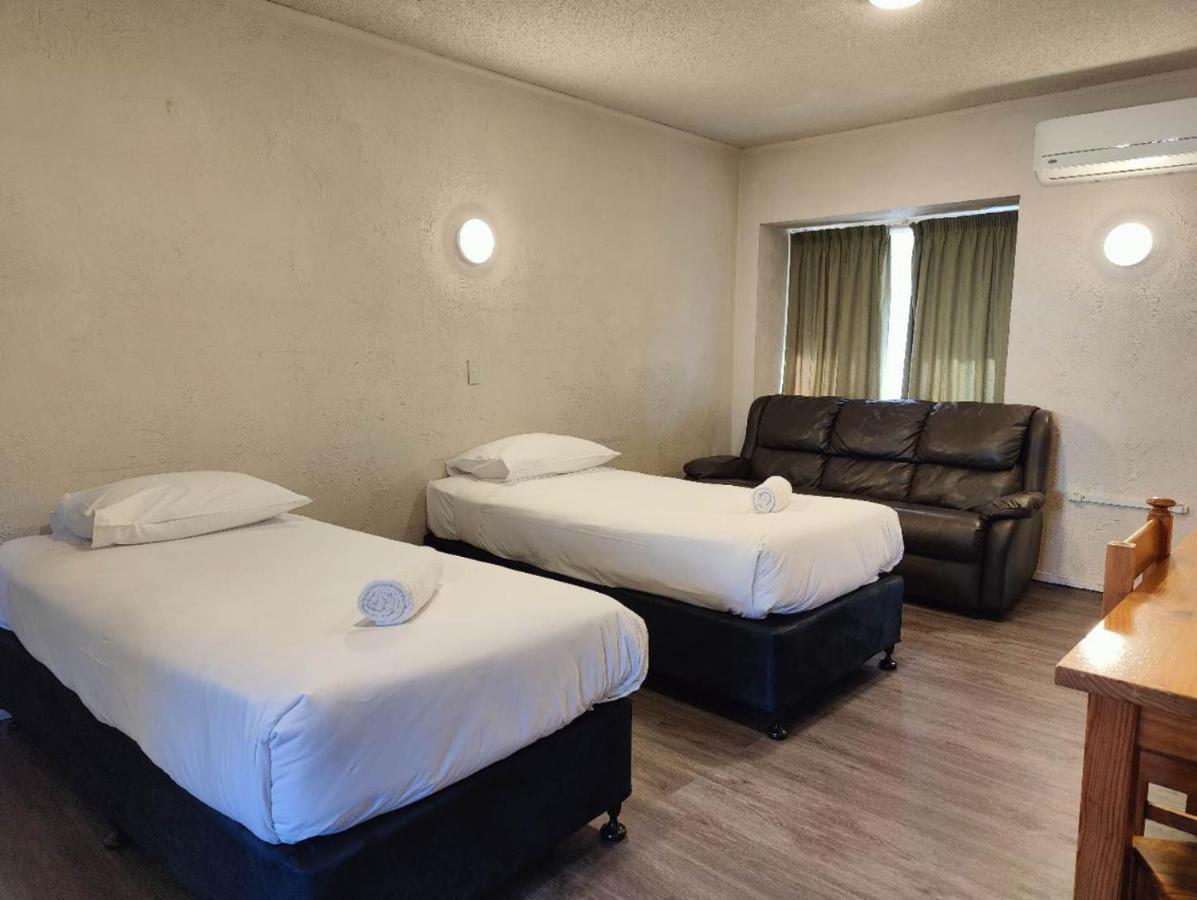 Kings Court Motor Lodge Hamilton Esterno foto